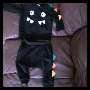 Infant size 4-6 months h&m set